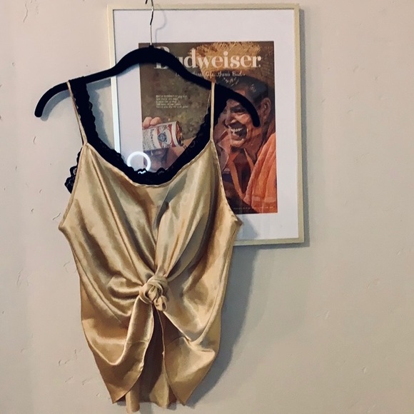 🌙Silky Strappy Tank Top🌙 - Picture 2 of 8